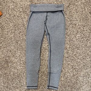 Women’s Lululemon Gray Leggings